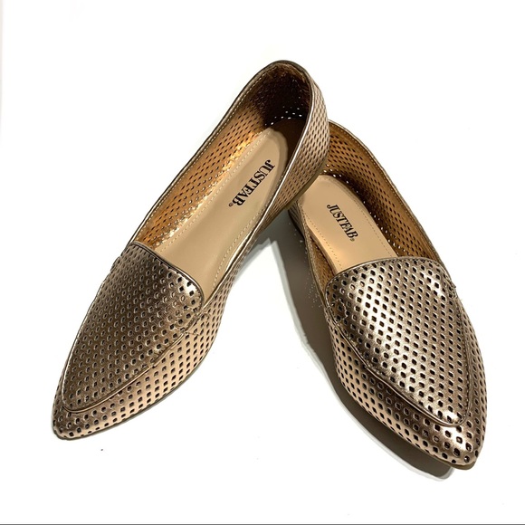 Like New JustFab Cut Out Flats Sz 5.5 - Picture 2 of 8